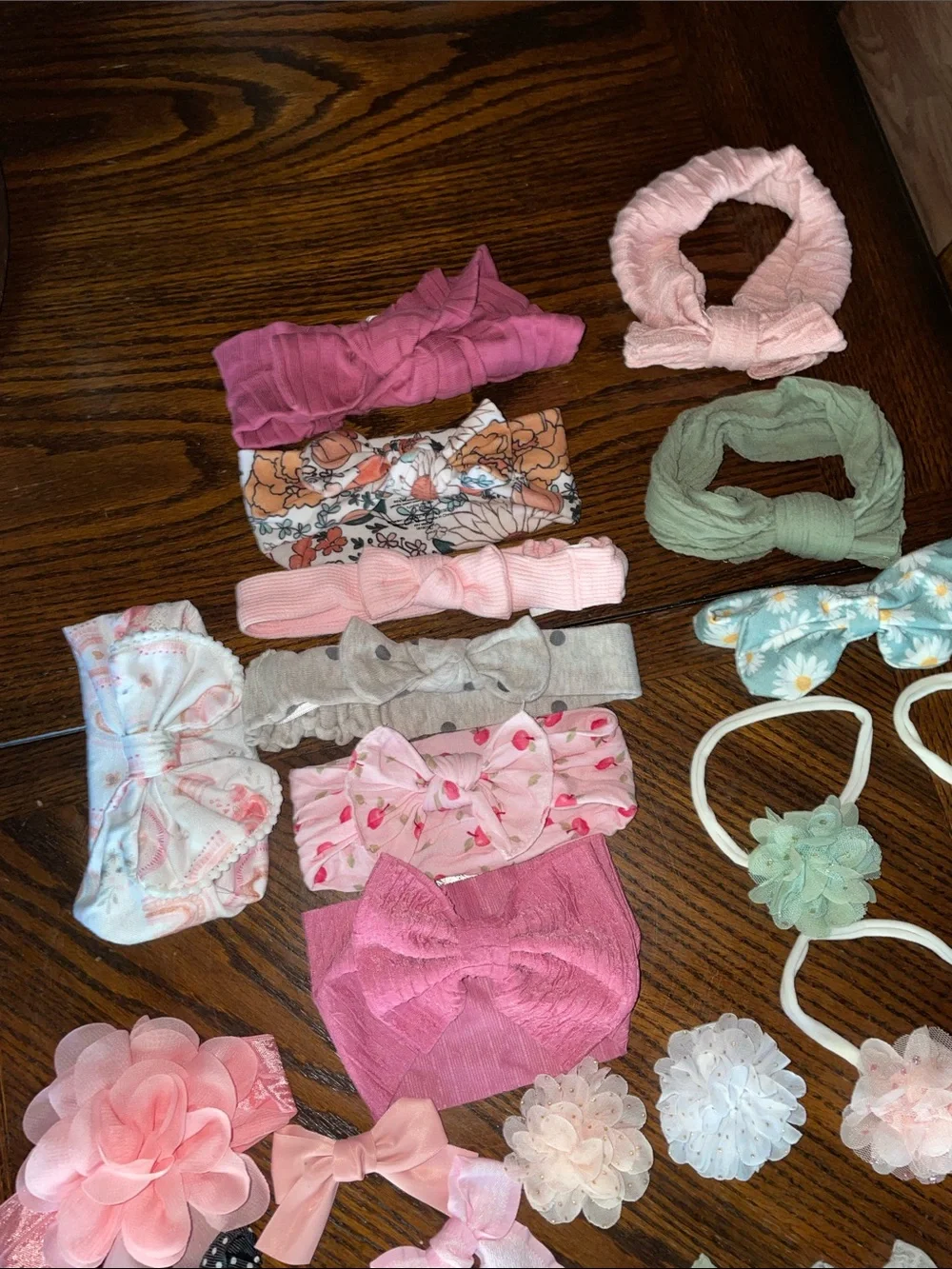 Lot of 38 Newborn Baby & Toddler Girl Headbands & Hair Clips